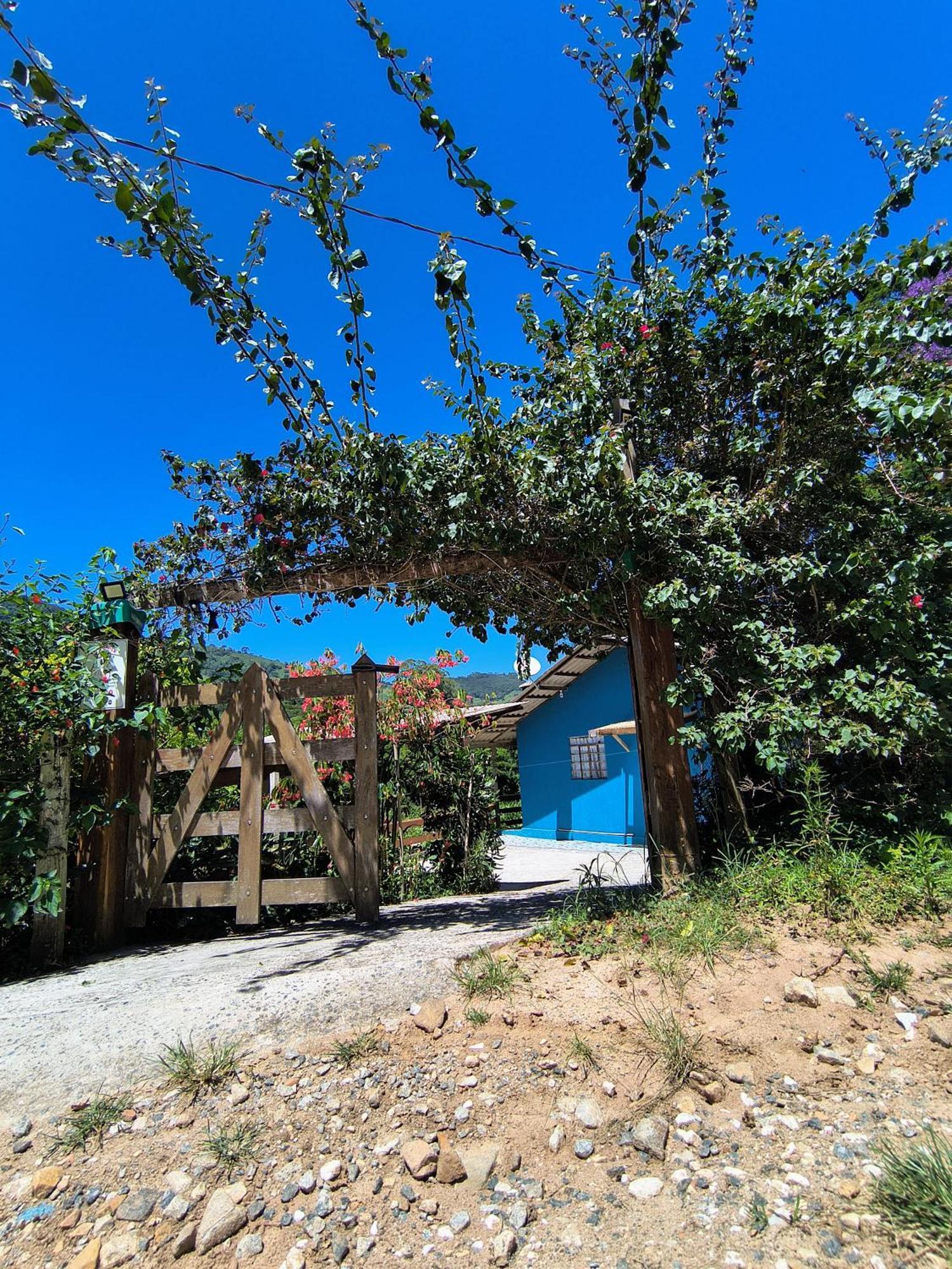 Вилла Rancho Pe Da Pedra Сан-Бенту-ду-Сапукаи Экстерьер фото